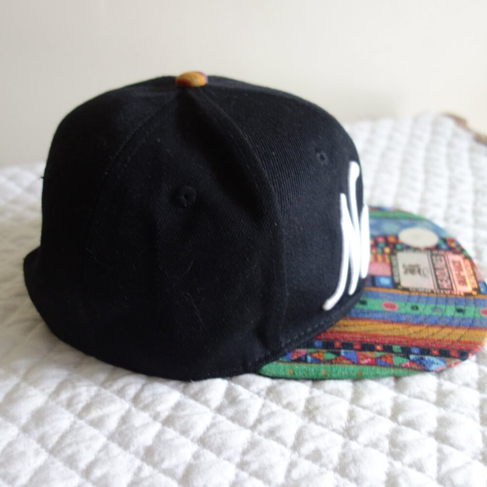 HEADLINES / Native Adjustable Snapback Cap - Picture 3 of 7